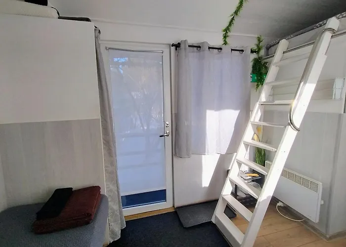 Koidula Tiny House * Narva-Joesuu